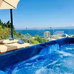 Flyviewflatsblue Privatehottub With Seaview Apartament