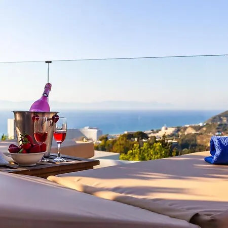 Flyviewflatsblue Privatehottub With Seaview