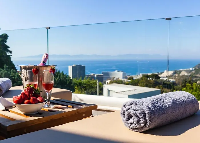 Flyviewflatsblue Privatehottub With Seaview 아파트