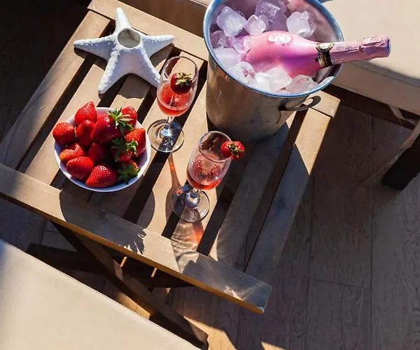 아파트 Flyviewflatsblue Privatehottub With Seaview