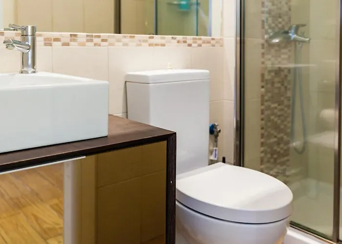 Flyviewflatsblue Privatehottub With Seaview 익시아