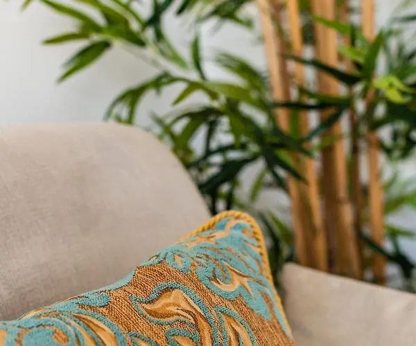 Flyviewflatsblue Privatehottub With Seaview *