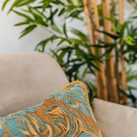 Flyviewflatsblue Privatehottub With Seaview *